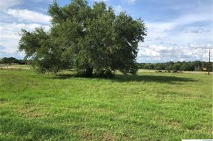 154 Pvt 1672, Hallettsville, TX 77964 - Photo 1