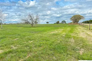12211 FM 531, Hallettsville, TX 77964 - Photo 7