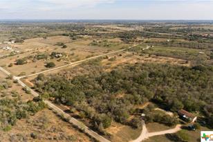 000 Roosevelt Rd, Luling, TX 78648 - Photo 9