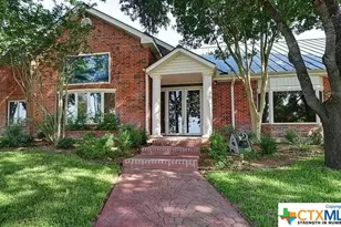 321 Weiss Rd, New Braunfels, TX 78130 - Photo 3