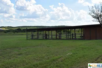 321 Weiss Road, New Braunfels, TX 78130 - Photo 33