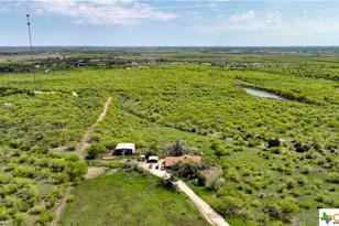 2675 FM465, Seguin, TX 78155 - Photo 3