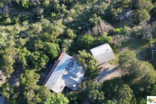 1203 N Walnut Ave, New Braunfels, TX 78130 - Photo 5