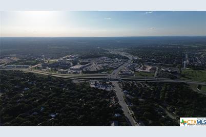 1203 N Walnut Avenue, New Braunfels, TX 78130 - Photo 15