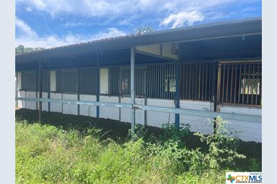 1130 Blacksmith Ln, Weimar, TX 78962 - Photo 13