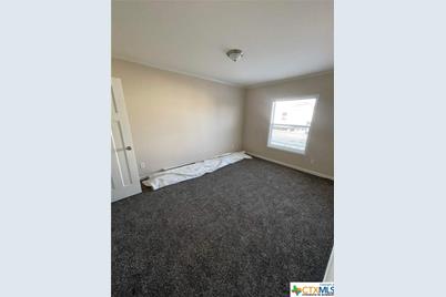 1831 County Rd 105, Gonzales, TX 78629 - Photo 21