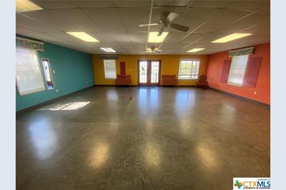 215 W Adams Avenue, Port O'Connor, TX 77982 - Photo 7