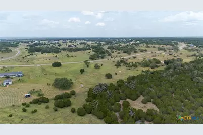 320 S Waterbuck Way, Lampasas, TX 76550 - Photo 3