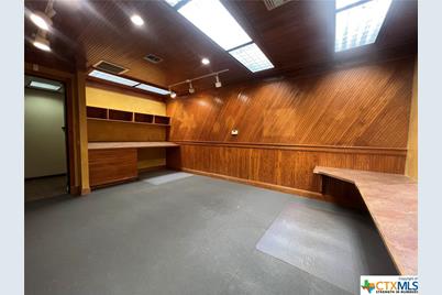 205 Profit Drive, Victoria, TX 77901 - Photo 11