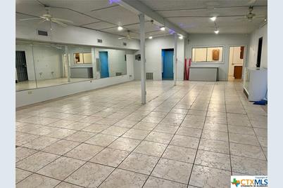 1908 W Austin Street, Port Lavaca, TX 77979 - Photo 7