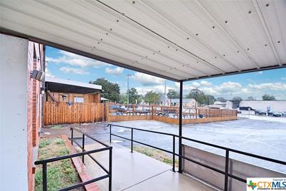 109 N River Street, Seguin, TX 78155 - Photo 37