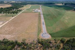 215 Airpark Dr, La Vernia, TX 78121 - Photo 17