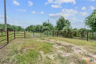 3597 Baker Rd, Kingsbury, TX 78638 - Photo 33