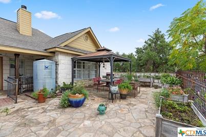 300 Logans Way, Blanco, TX 78606 - Photo 5