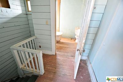 107 N Austin Street, Seguin, TX 78155 - Photo 23