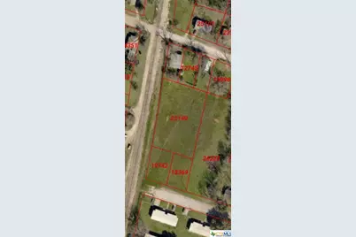 806 and 810 W. 7th, Cameron, TX 76520 - Photo 17