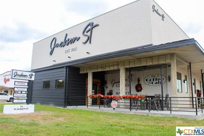 711 W Jackson Street, El Campo, TX 77437 - Photo 5