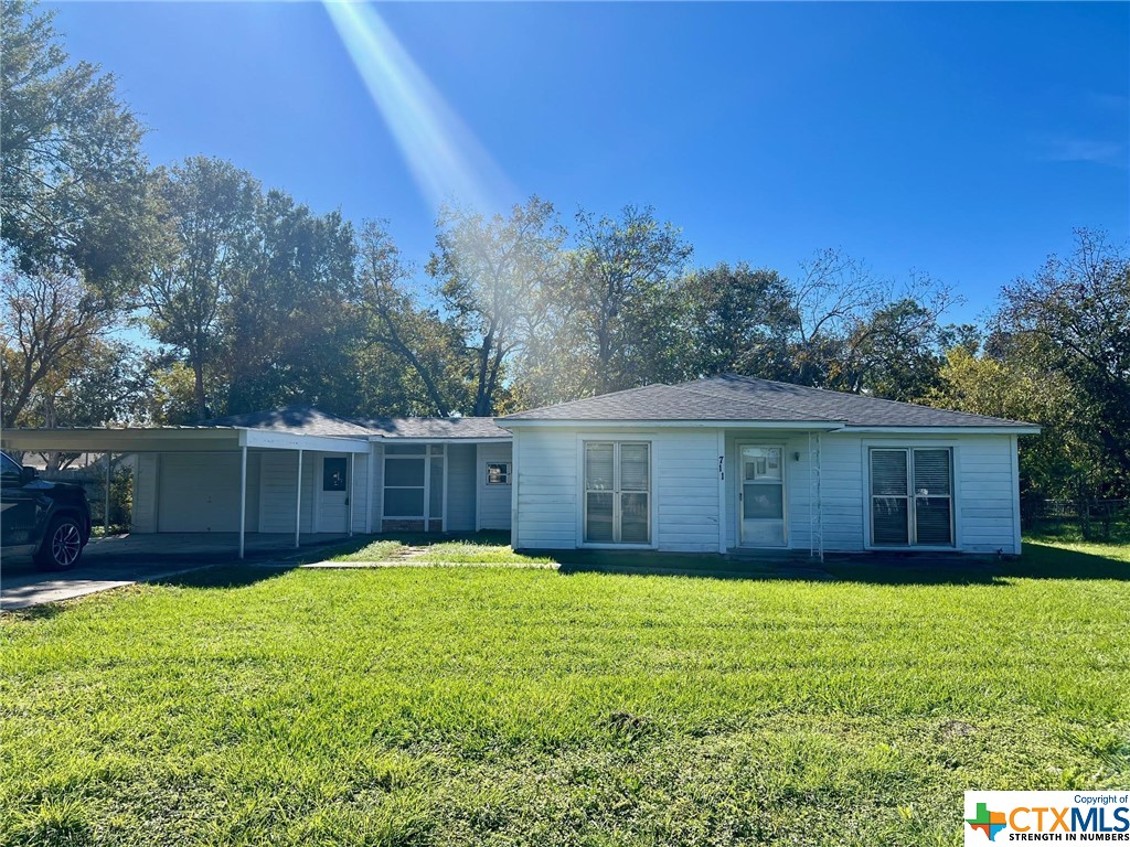 711 S Wells St, Edna, TX 77957 MLS 528517 Coldwell Banker