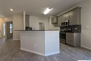 407 Gamel St, Lampasas, TX 76550 - Photo 7