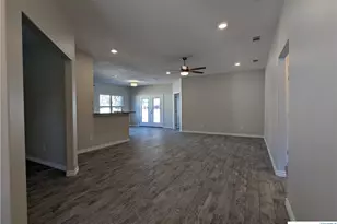 407 Gamel St, Lampasas, TX 76550 - Photo 5