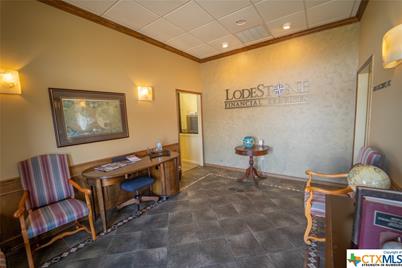 5103 E Airline Road, Victoria, TX 77904 - Photo 7