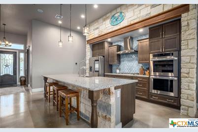 345 Laguna Road, Bandera, TX 78003 - Photo 7