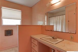 1546 US Hwy 90A, Hallettsville, TX 77964 - Photo 11