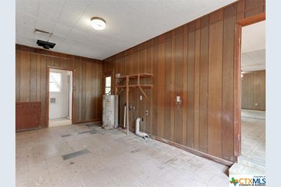 1546 US Highway 90A, Hallettsville, TX 77964 - Photo 9