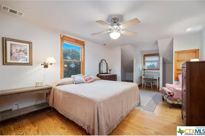 1900 Granite Springs Dr., Fredericksburg, TX 78624 - Photo 37