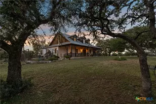 1900 Granite Springs Dr, Fredericksburg, TX 78624 - Photo 3