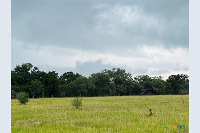 000 Rocky Rd, Cuero, TX 77954 - Photo 3