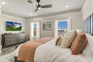 1228 Ervendberg Ave, New Braunfels, TX 78130 - Photo 13