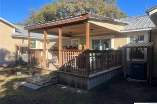 402 Dunn St, Yoakum, TX 77995 - Photo 47