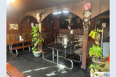 402 Dunn Street, Yoakum, TX 77995 - Photo 37