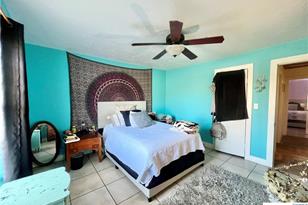 402 Dunn St, Yoakum, TX 77995 - Photo 29