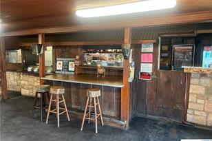 402 Dunn St, Yoakum, TX 77995 - Photo 39