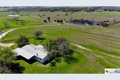 2301 E US Highway 90, Flatonia, TX 78941 - Photo 3