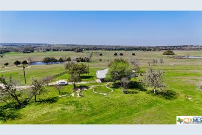 2301 E US Highway 90, Flatonia, TX 78941 - Photo 7