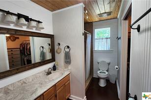 1062 County Rd 101, Rogers, TX 76569 - Photo 17