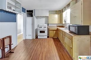 1005 Mac Arthur St, Victoria, TX 77901 - Photo 13