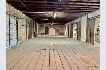 200 W2 W New Braunfels Street #W2, Seguin, TX 78155 - Photo 19