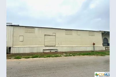 200 W2 W New Braunfels Street #W2, Seguin, TX 78155 - Photo 17