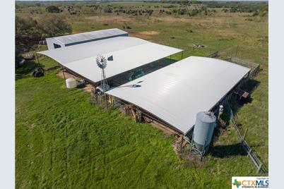 6018 County Road 18, Damon, TX 77430 - Photo 5