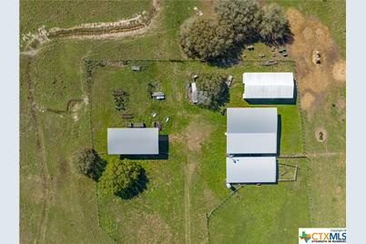 6018 County Road 18, Damon, TX 77430 - Photo 3