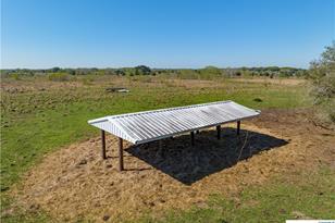 6018 County Rd 18, Damon, TX 77430 - Photo 9