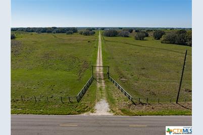6018 County Road 18, Damon, TX 77430 - Photo 1