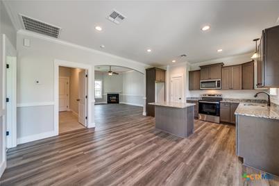 170 Lost Maples Way, Marion, TX 78124 - Photo 9