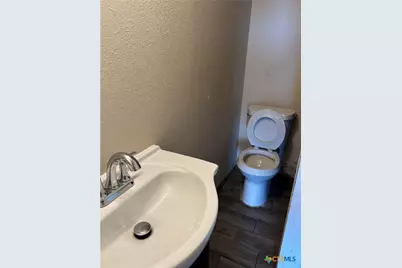 3036 Fm 1518 Highway, St Hedwig, TX 78218 - Photo 3