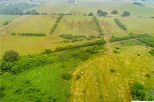 000 La Vernia Rd, Adkins, TX 78101 - Photo 11