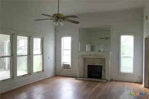 108 Sorrel St, Red Rock, TX 78662 - Photo 25